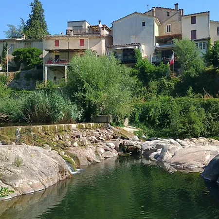 بيت للعطل Maison Sur La Riviere *
